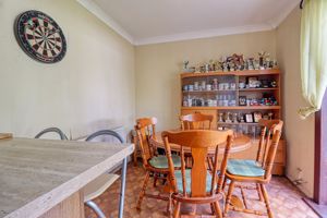 Kitchen/Diner- click for photo gallery
